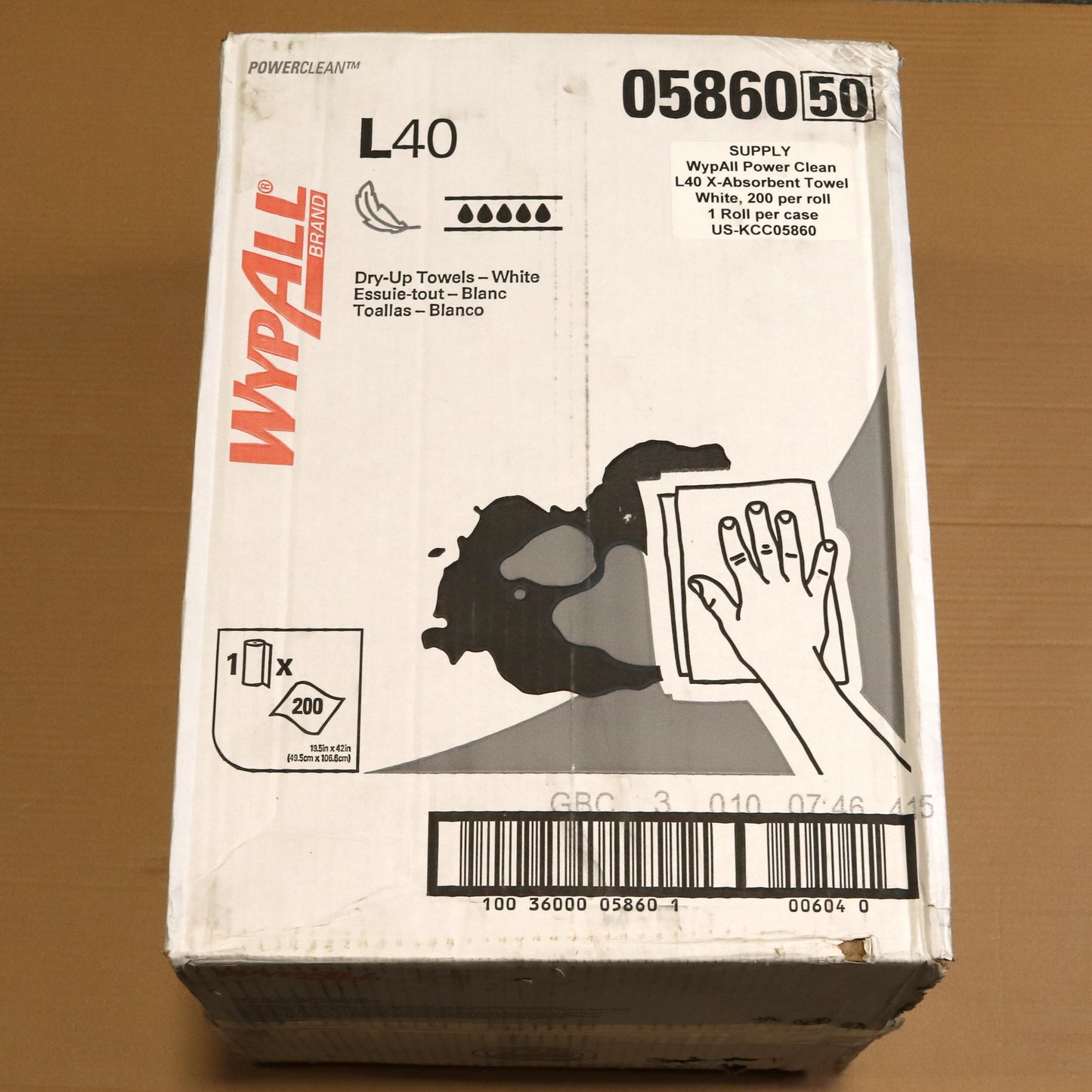 Wynall L40 dry-up towels packaging on a brown background